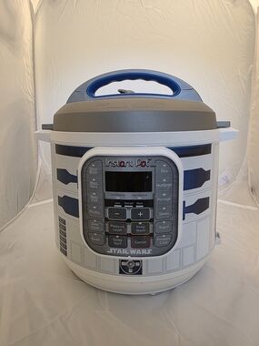 Instant Pot Star Wars Themed Electric Pressure Cooker - White & Blue